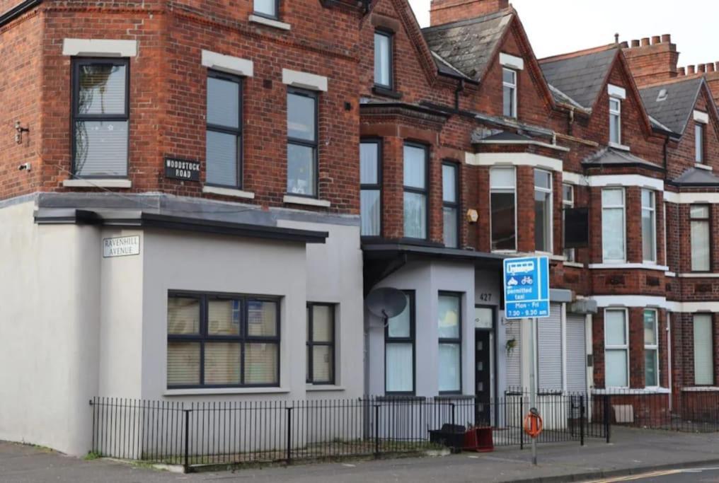 Modern 1-Bed Apartment Belfast Exterior foto